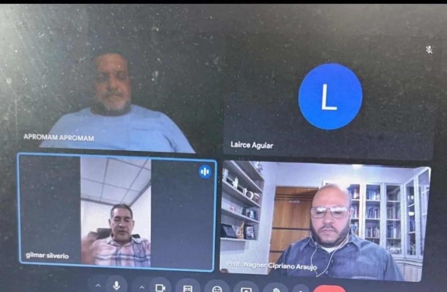 Leia mais sobre o artigo Hoje 09/01, pela manhã, estivemos em uma reunião de trabalho com a nova gestão da secretaria de educação do município de Mauá, representada pelo Professor Gilmar e Professora Lairce.